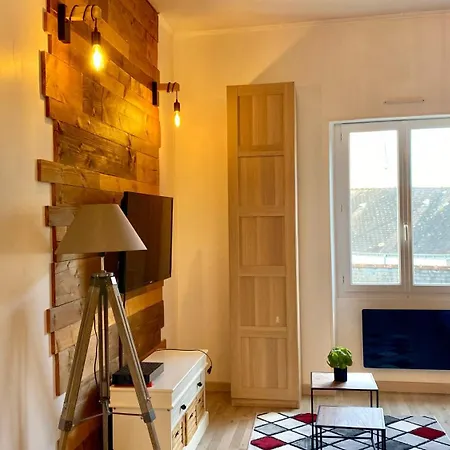 Lägenhet Chaleureuse Echappee : Commodites, Calme, Confort *