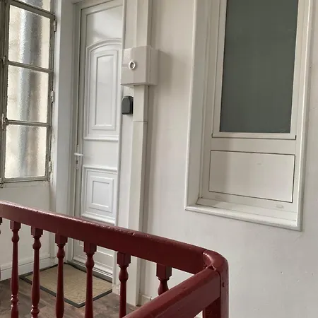 Apartment Chaleureuse Echappee : Commodites, Calme, Confort *