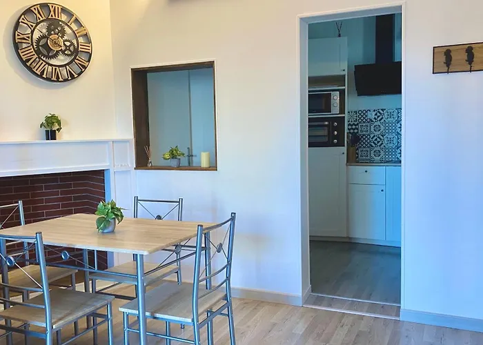 Chaleureuse Echappee : Commodites, Calme, Confort 公寓 昂热